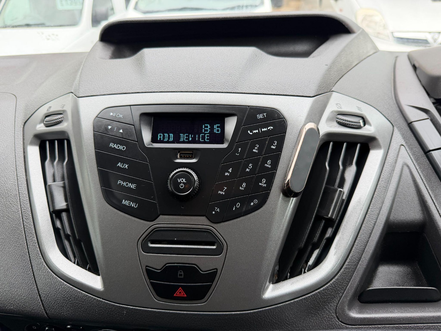 Used Ford Transit Custom 2014 for sale - 77723609: Photo 32