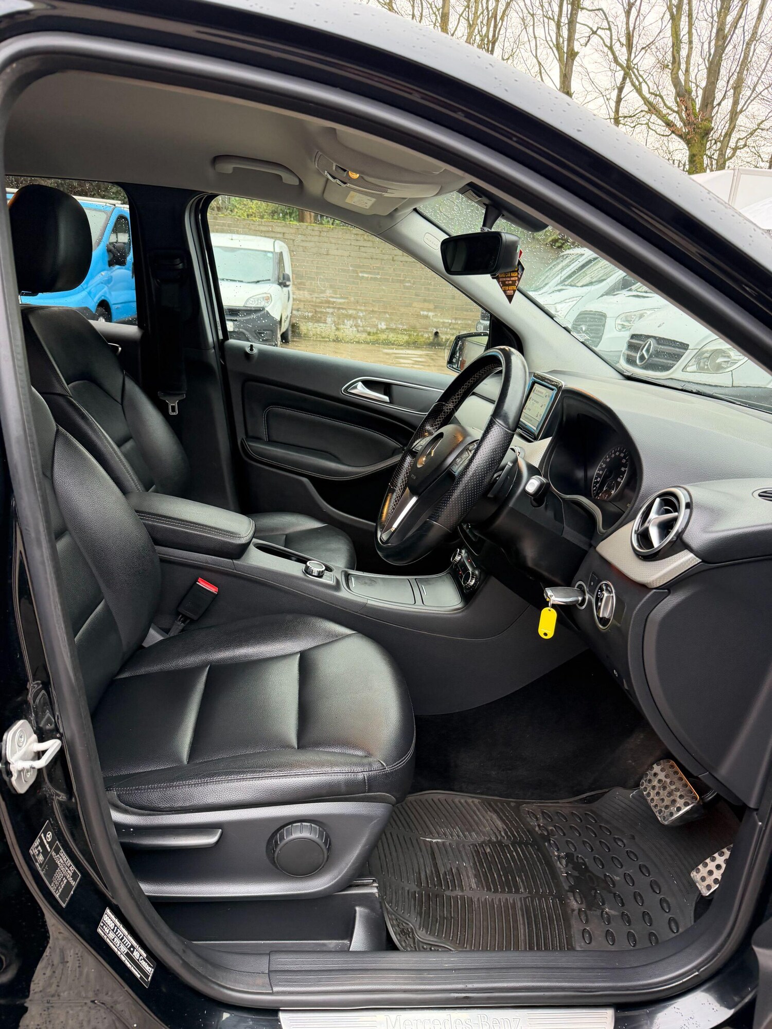 Used Mercedes-Benz B Class 2013 for sale - 77625017: Photo 28