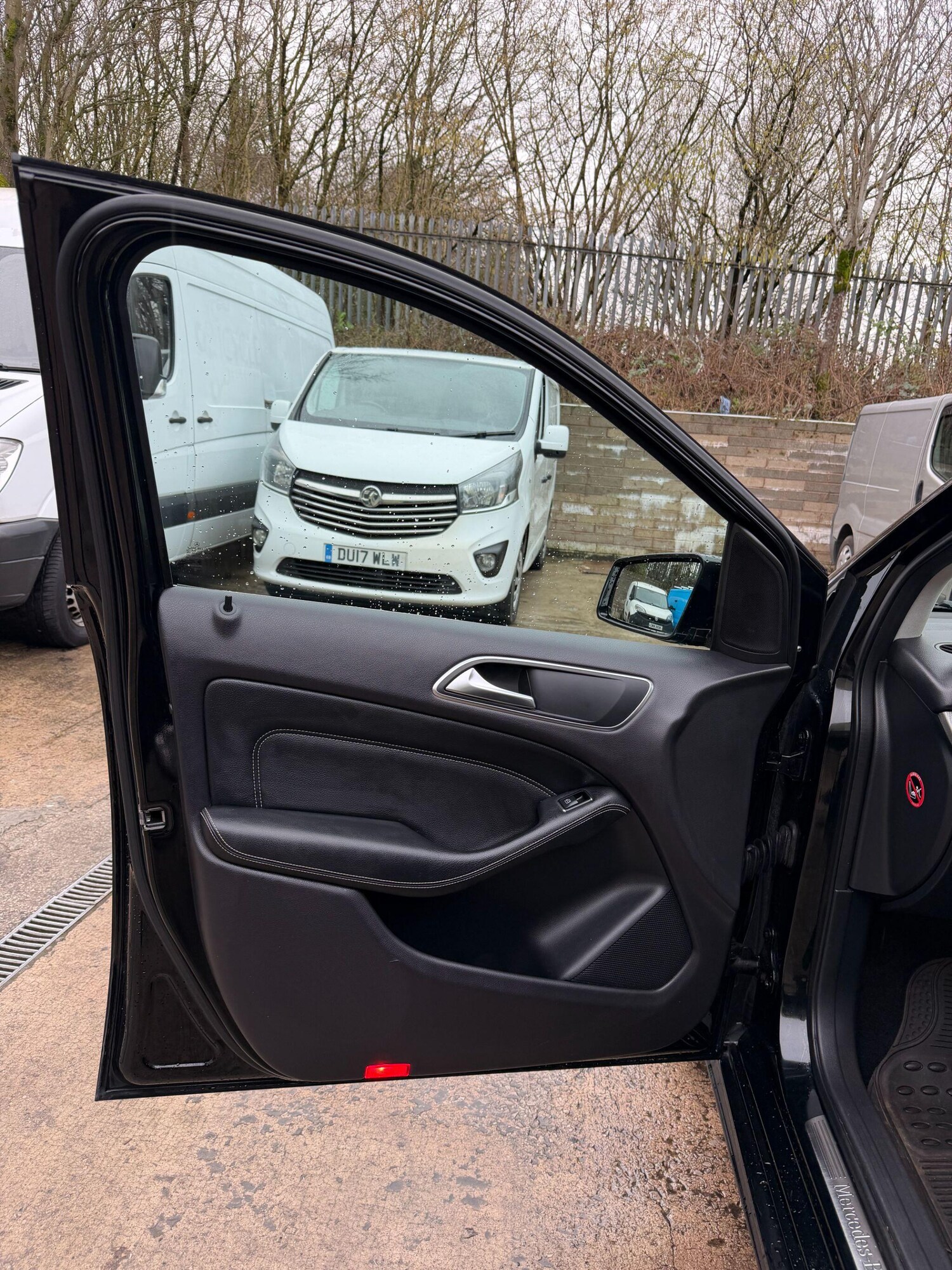 Used Mercedes-Benz B Class 2013 for sale - 77625017: Photo 40