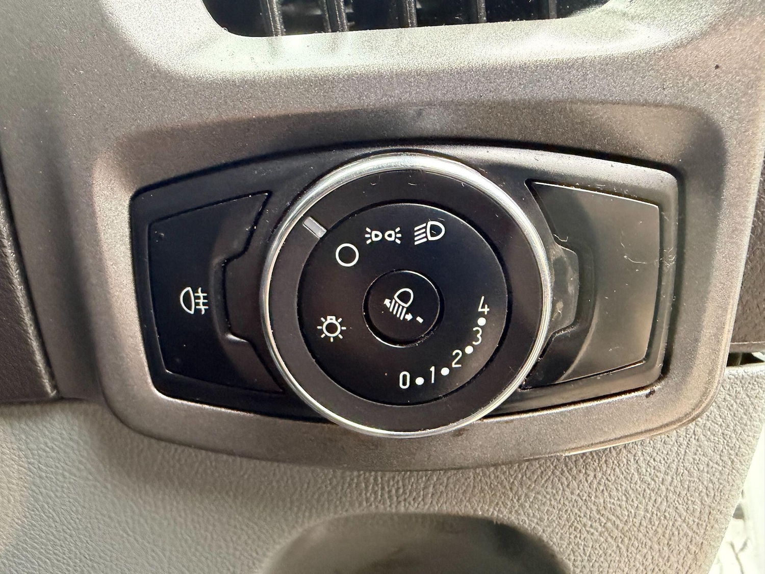 Used Ford Transit Custom 2017 for sale - 77710162: Photo 27