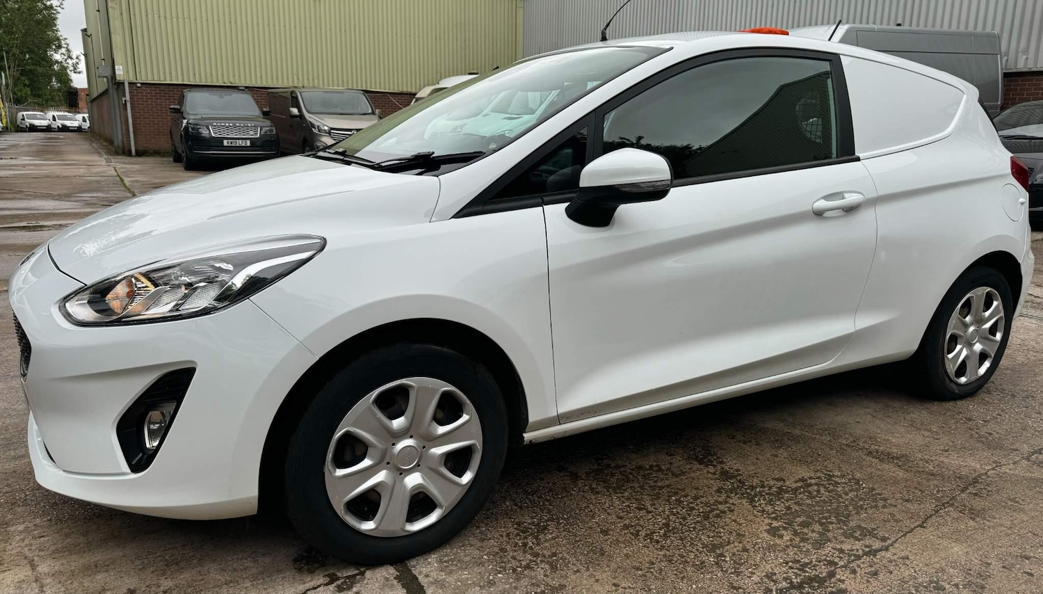 Used Ford Fiesta 2019 for sale - 77120876: Photo 19