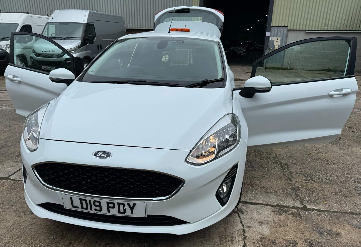 Used Ford Fiesta 2019 for sale - 77120876: Photo 23