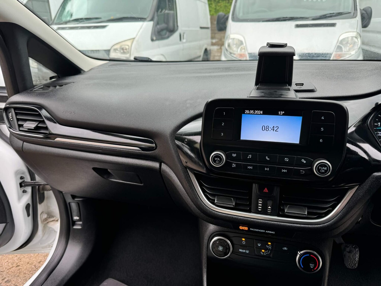 Used Ford Fiesta 2019 for sale - 77120876: Photo 30