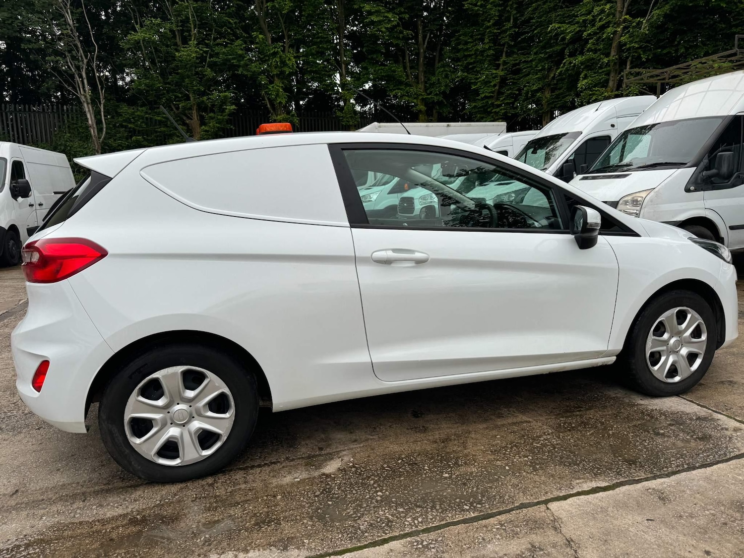 Used Ford Fiesta 2019 for sale - 77120876: Photo 8