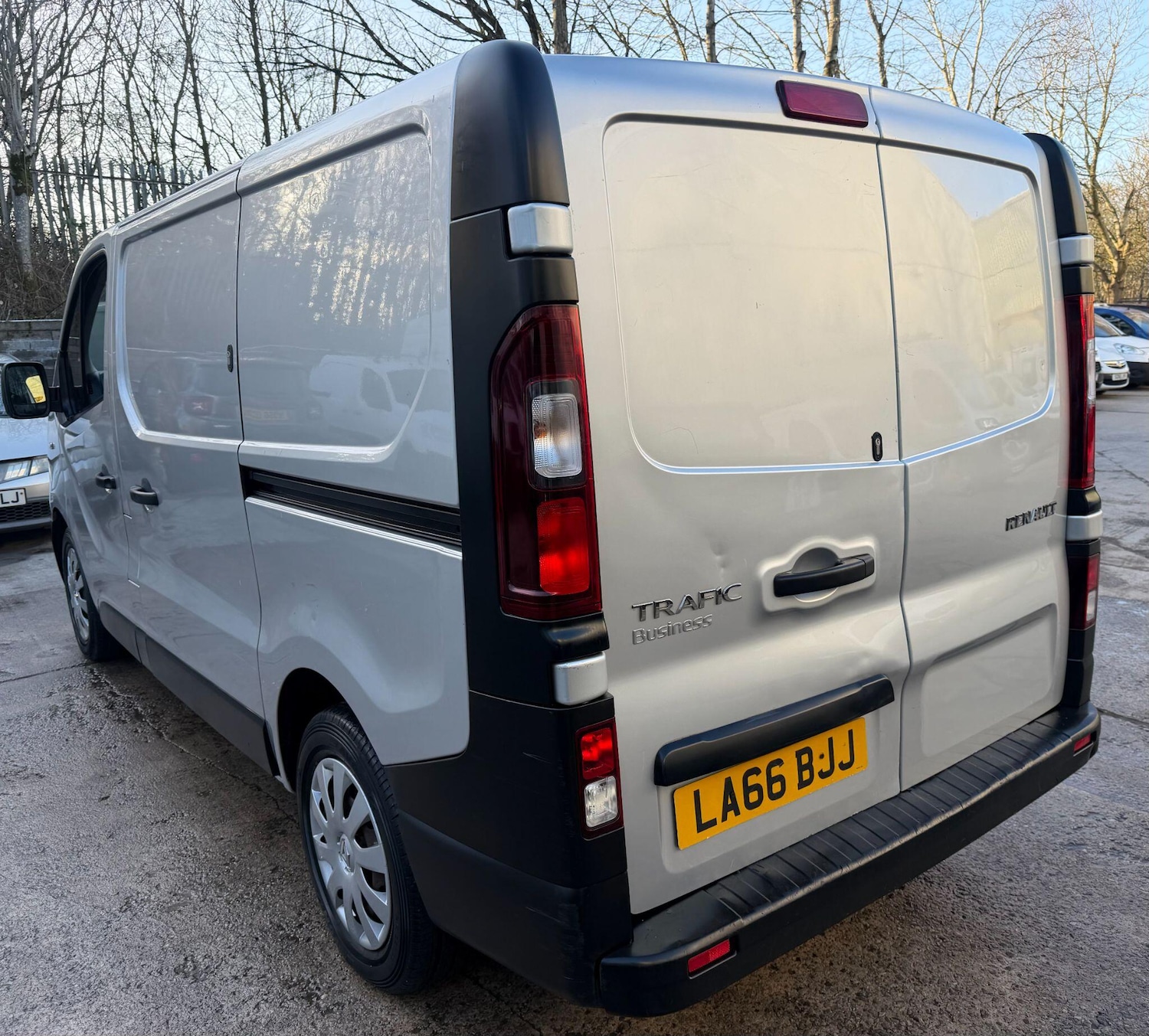 Used Renault Trafic 2017 for sale - 77738155: Photo 15