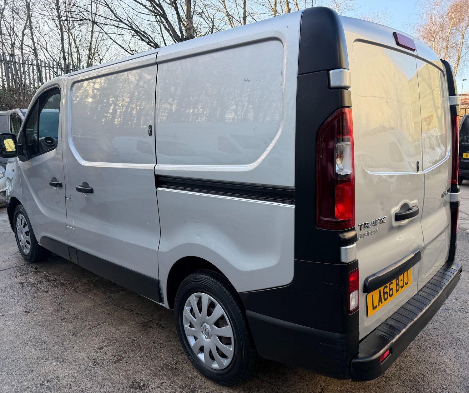 Used Renault Trafic 2017 for sale - 77738155: Photo 16