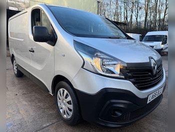 Used Renault Trafic 2017 for sale - 77738155: Photo