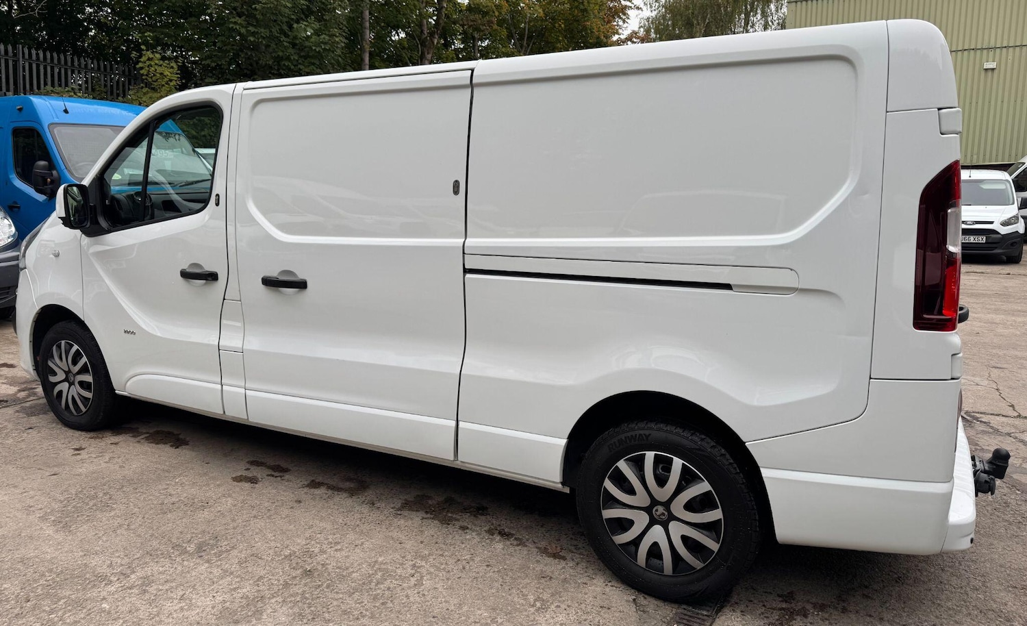 Used Vauxhall Vivaro 2017 for sale - 76550642: Photo 16