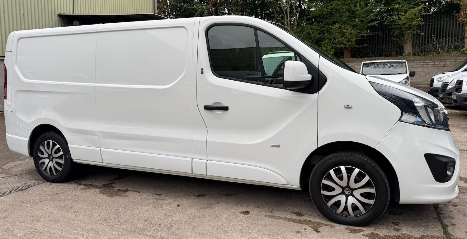 Used Vauxhall Vivaro 2017 for sale - 76550642: Photo 4