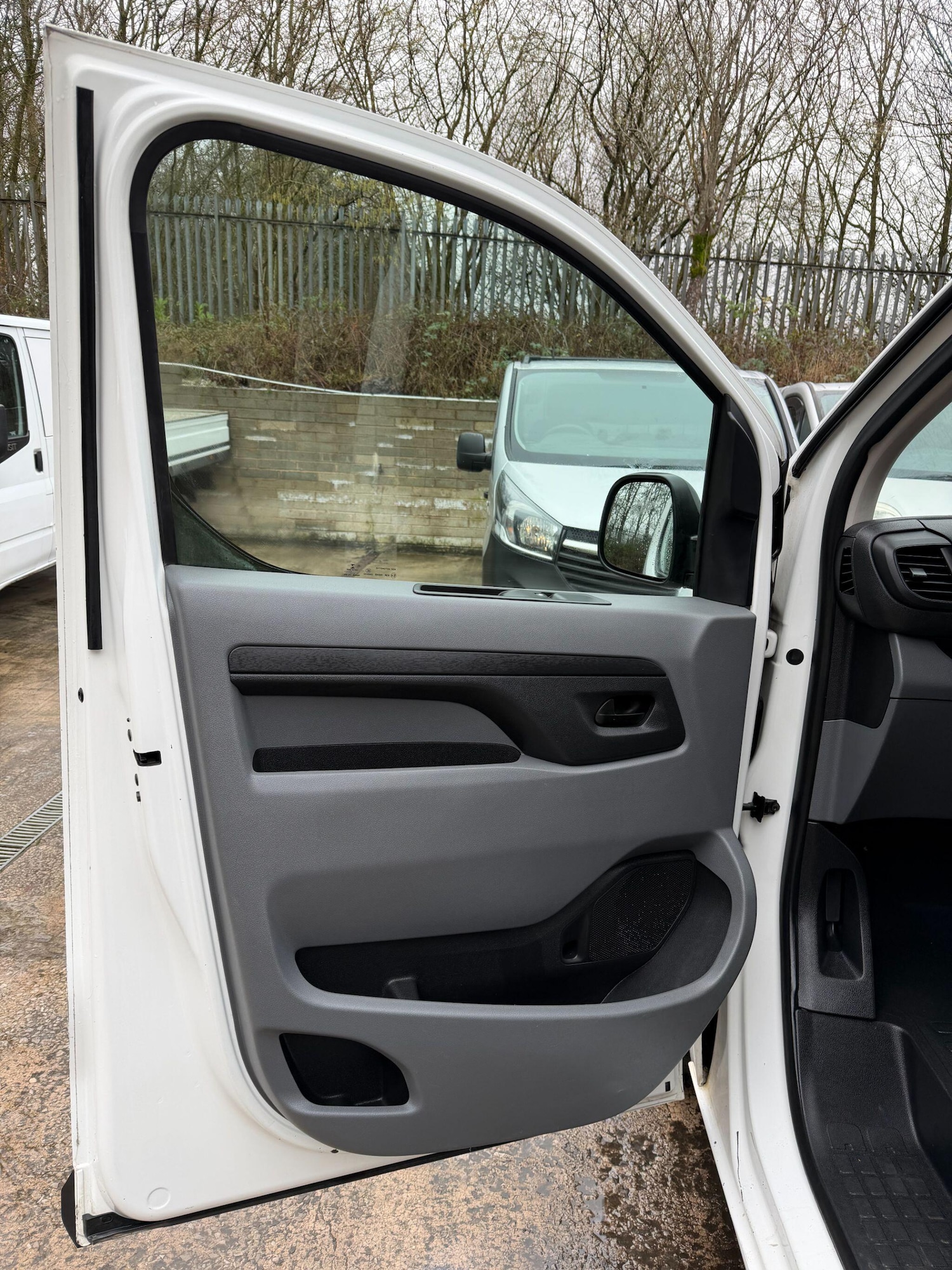 Used Citroen Dispatch 2017 for sale - 77455844: Photo 42