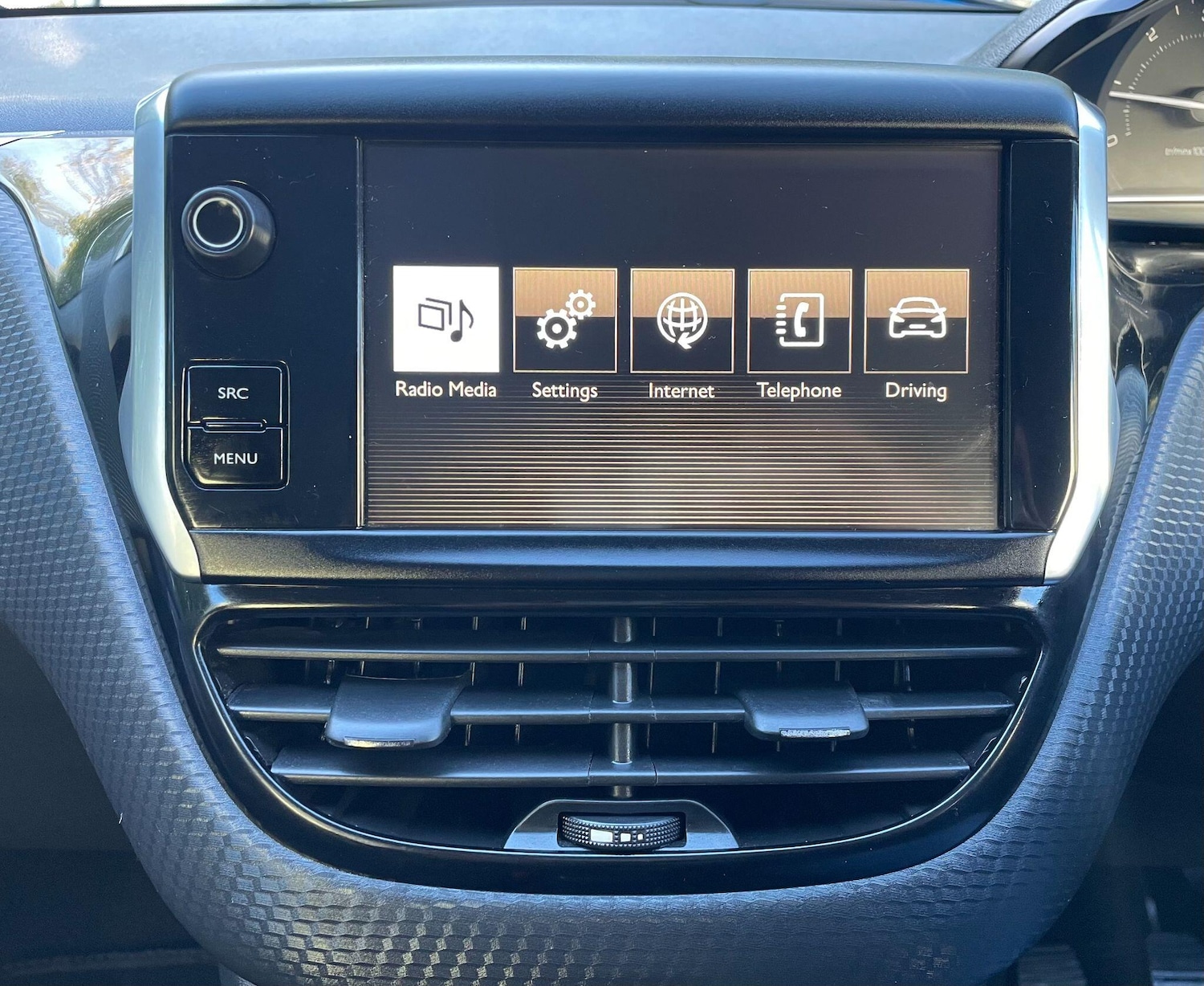 Used Peugeot 2008 2016 for sale - 76549880: Photo 35