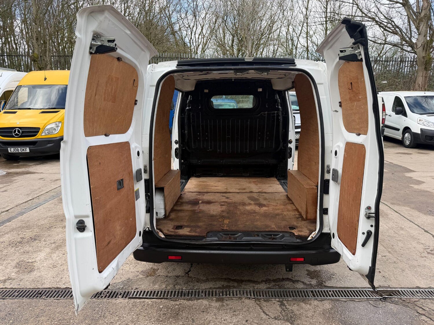 Used Nissan NV200 2011 for sale - 77839048: Photo 14