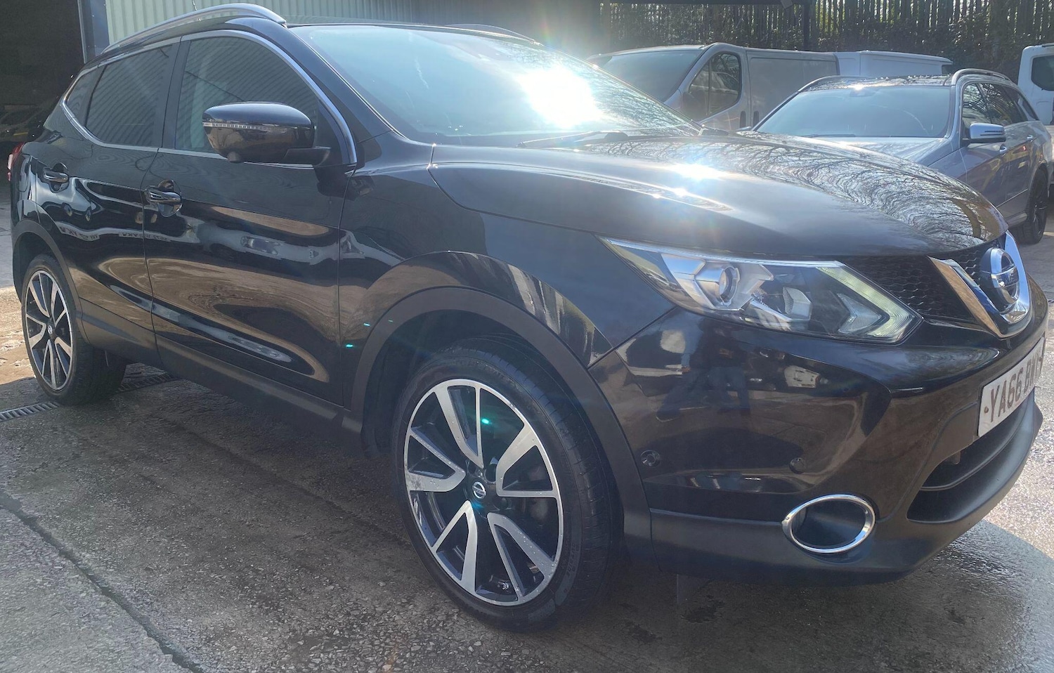 Used Nissan Qashqai 2016 for sale - 77978350: Photo 3