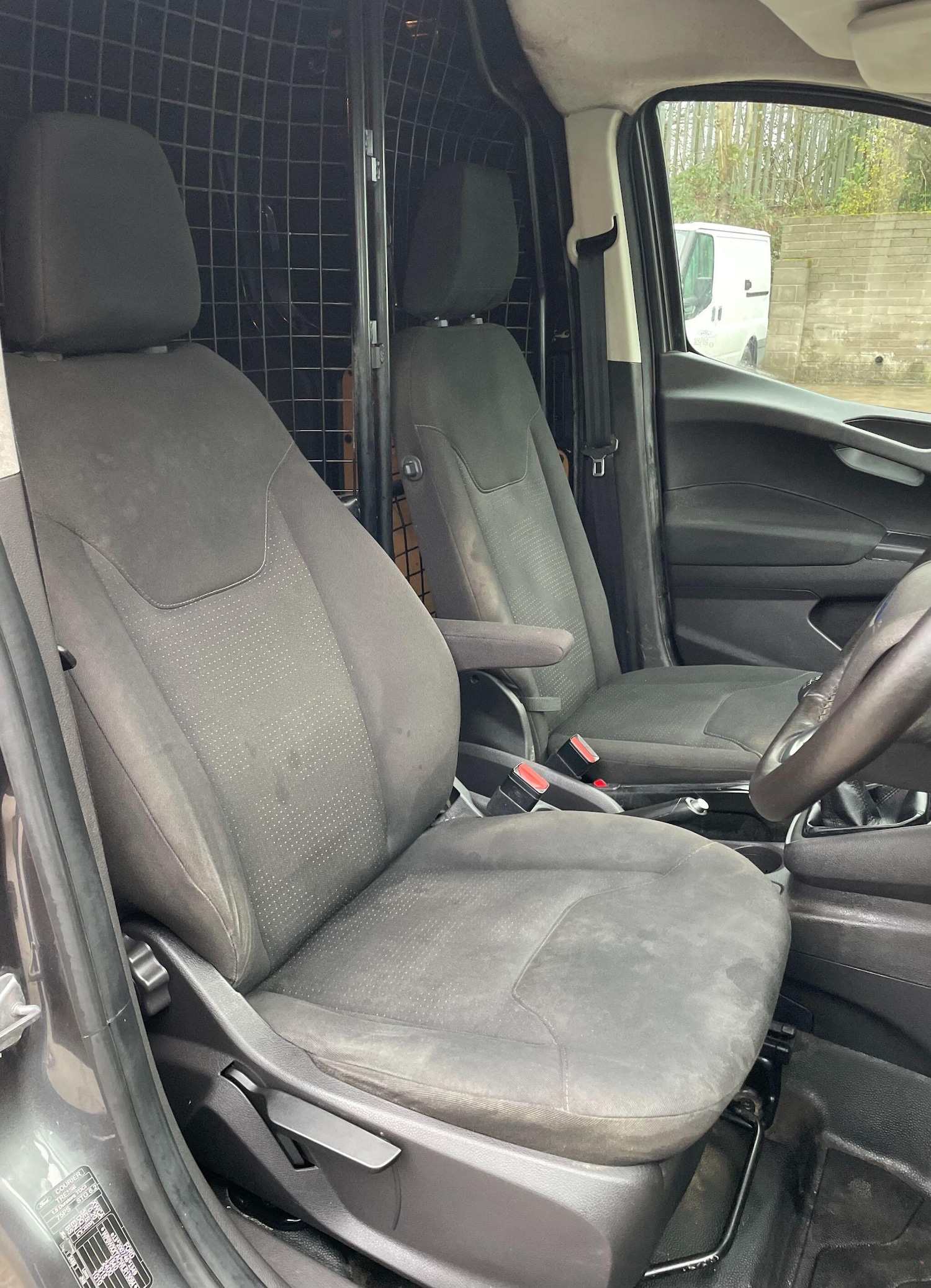 Used Ford Transit Courier 2020 for sale - 77230592: Photo 24