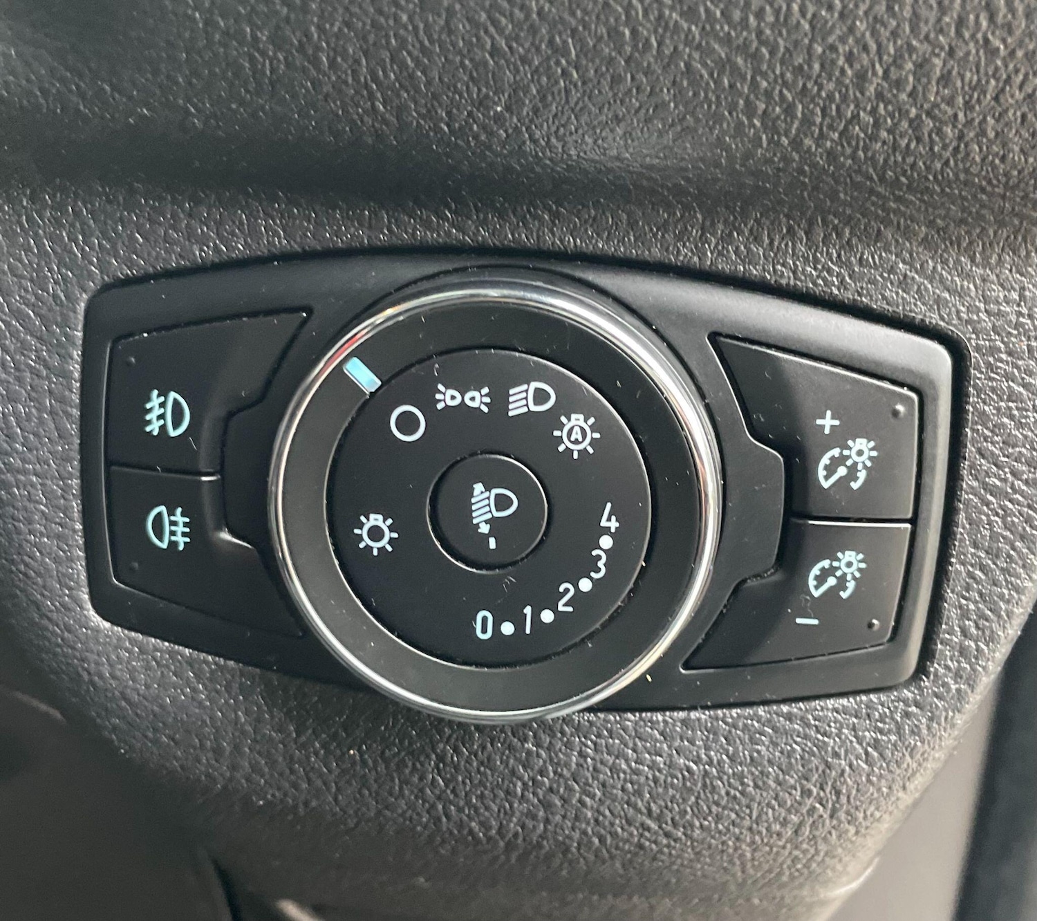 Used Ford Transit Courier 2020 for sale - 77230592: Photo 26