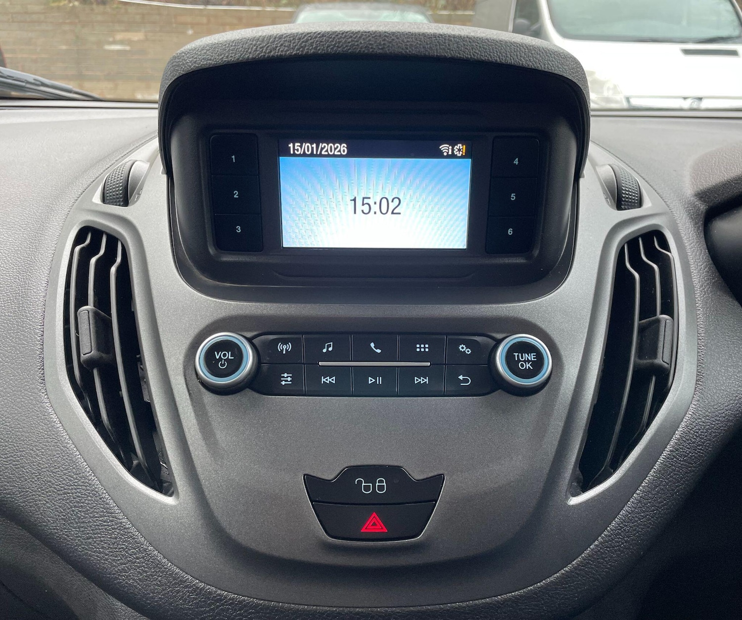 Used Ford Transit Courier 2020 for sale - 77230592: Photo 31