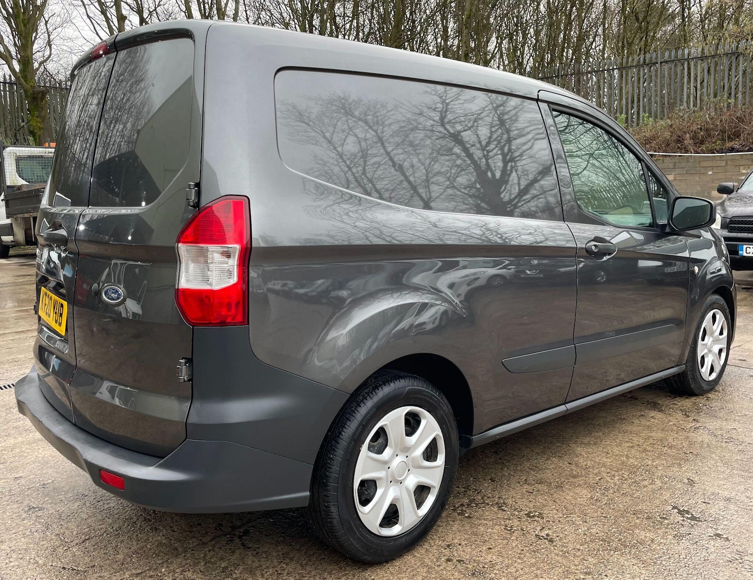 Used Ford Transit Courier 2020 for sale - 77230592: Photo 9