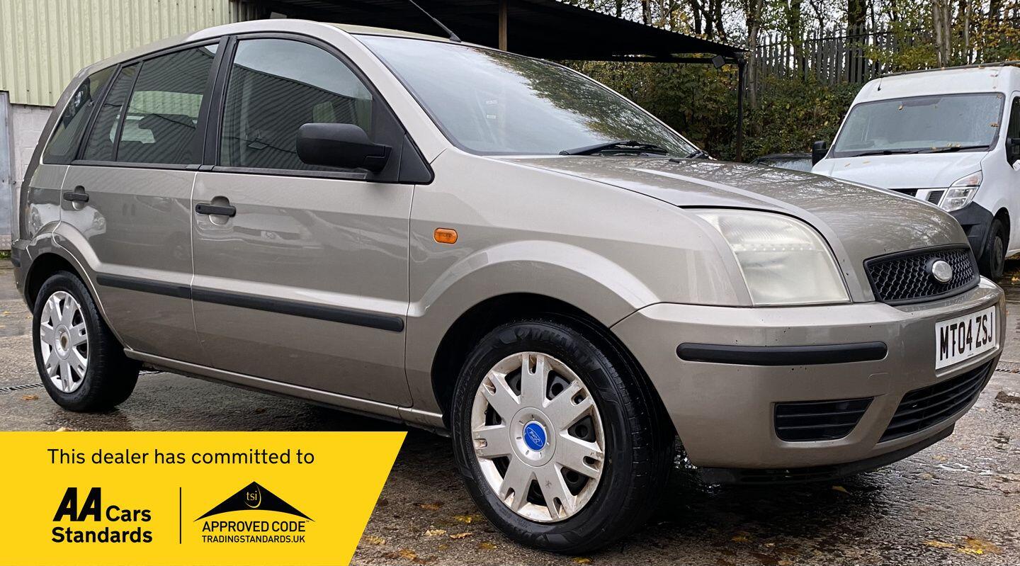 Used Ford Fusion 2004 for sale - 76549885: Photo 1