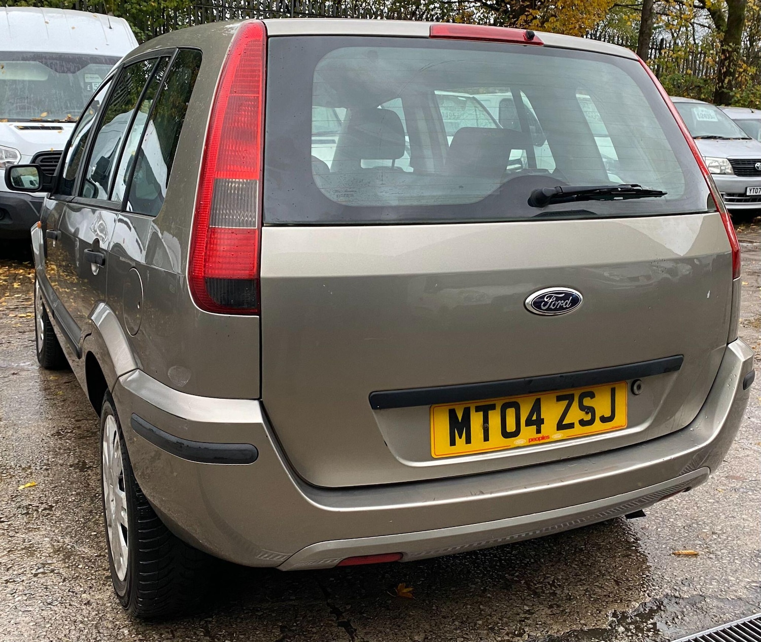 Used Ford Fusion 2004 for sale - 76549885: Photo 15