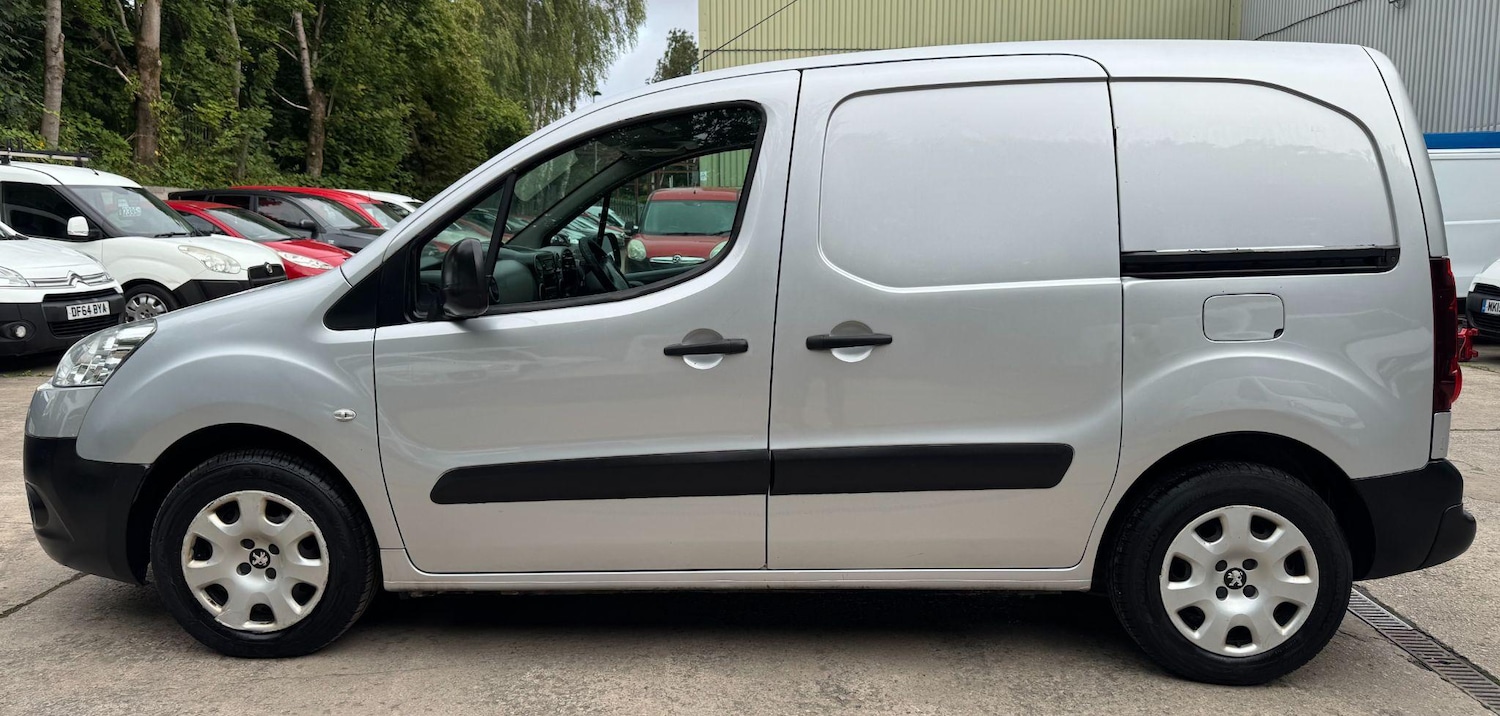 Used Peugeot Partner 2015 for sale - 76989316: Photo 19