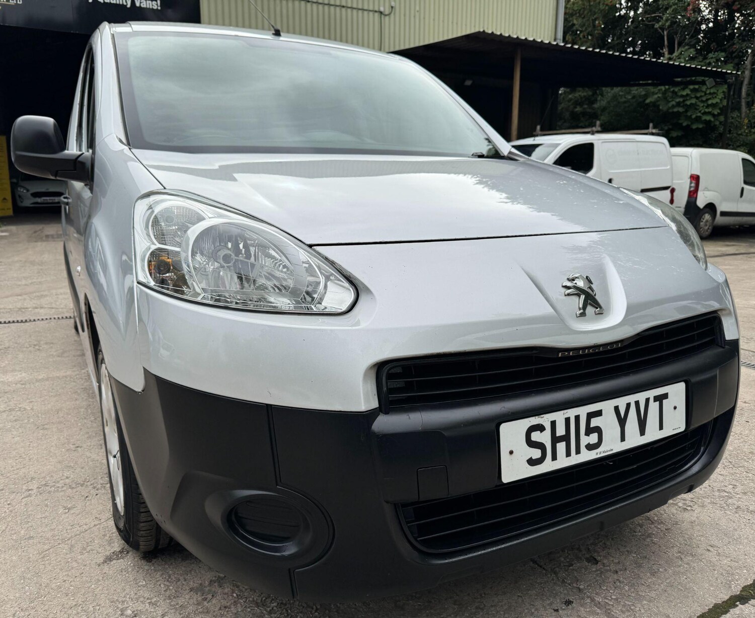 Used Peugeot Partner 2015 for sale - 76989316: Photo 29