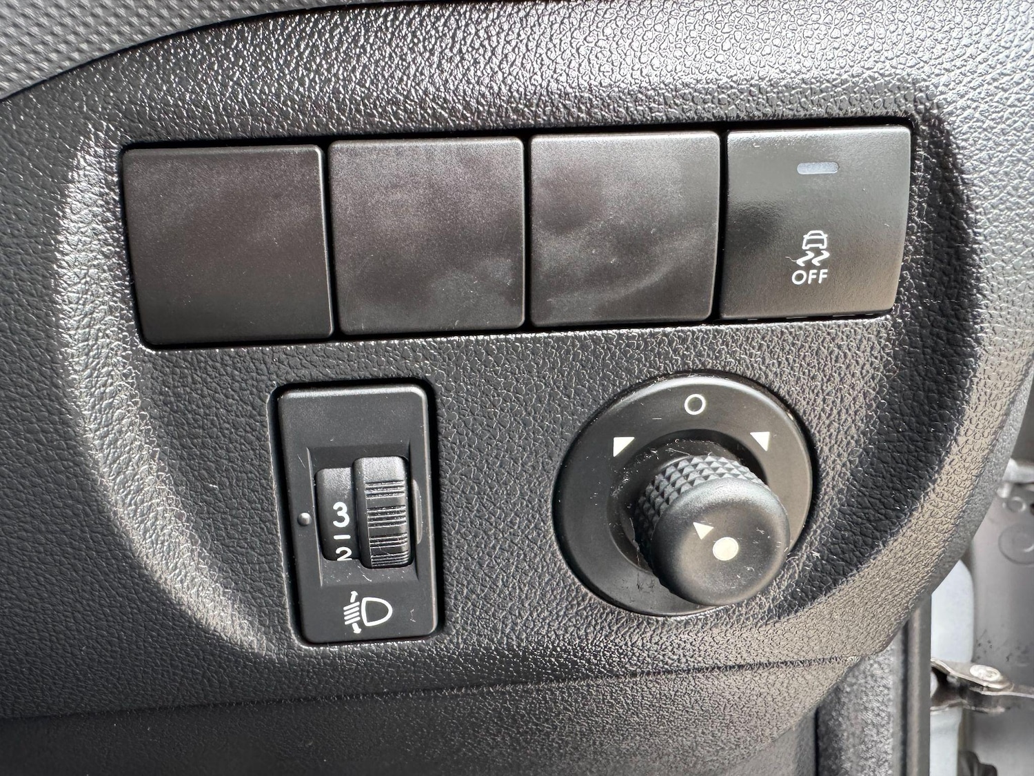 Used Peugeot Partner 2015 for sale - 76989316: Photo 31