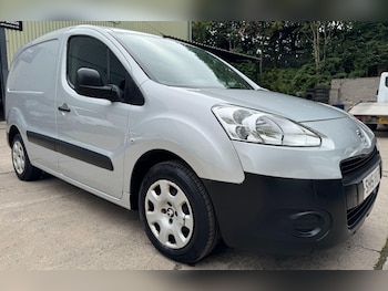 Used Peugeot Partner 2015 for sale - 76989316: Photo