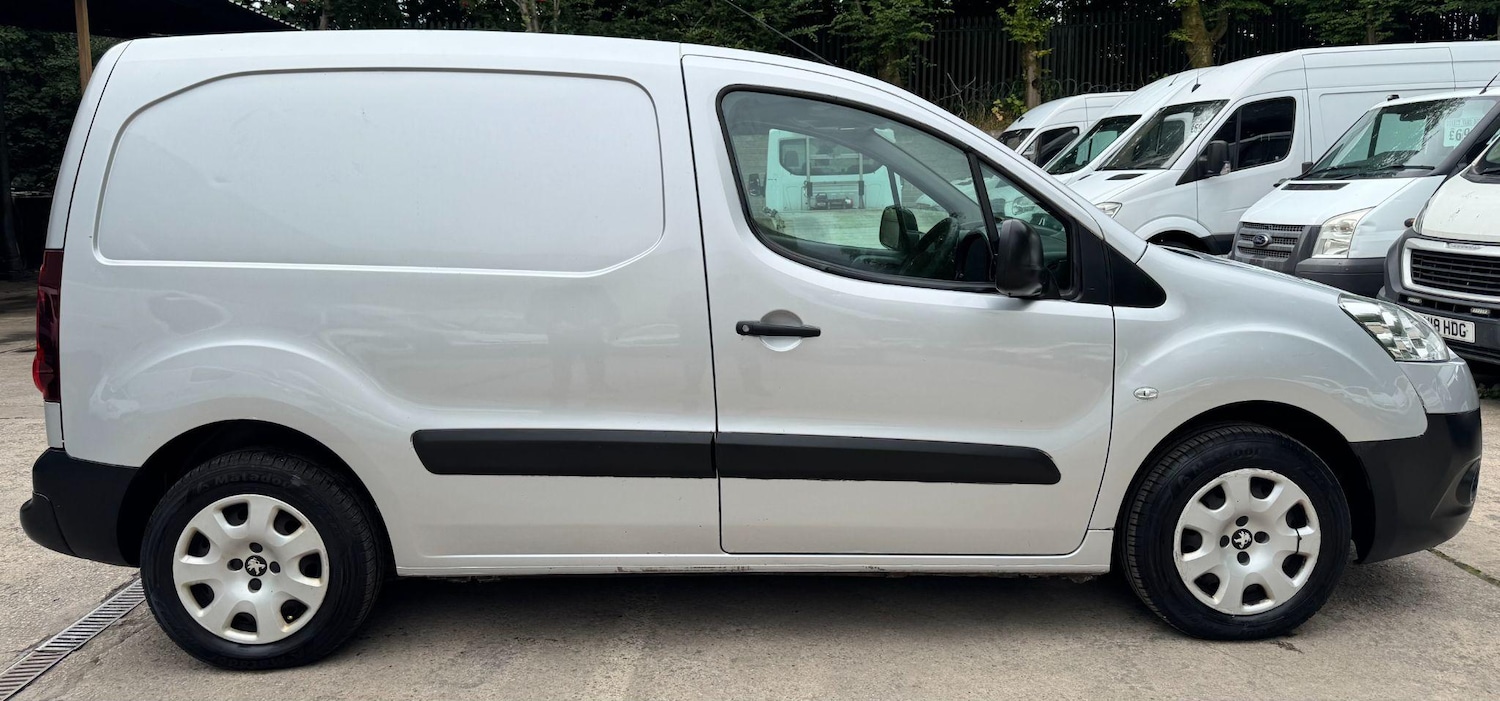 Used Peugeot Partner 2015 for sale - 76989316: Photo 8
