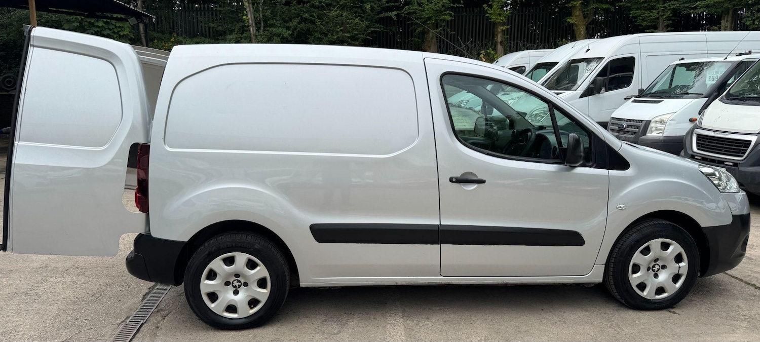 Used Peugeot Partner 2015 for sale - 76989316: Photo 9