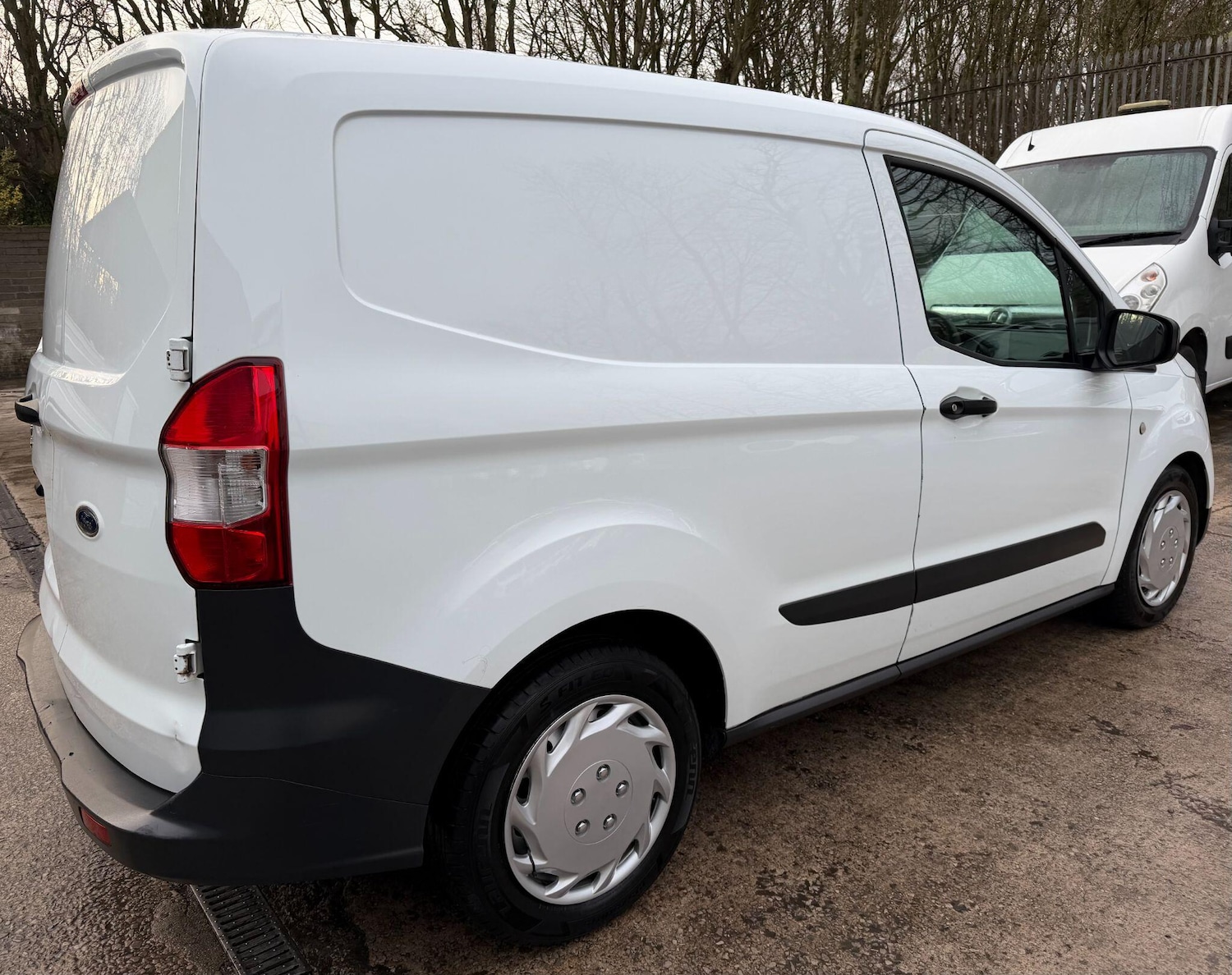 Used Ford Transit Courier 2020 for sale - 77029932: Photo 10