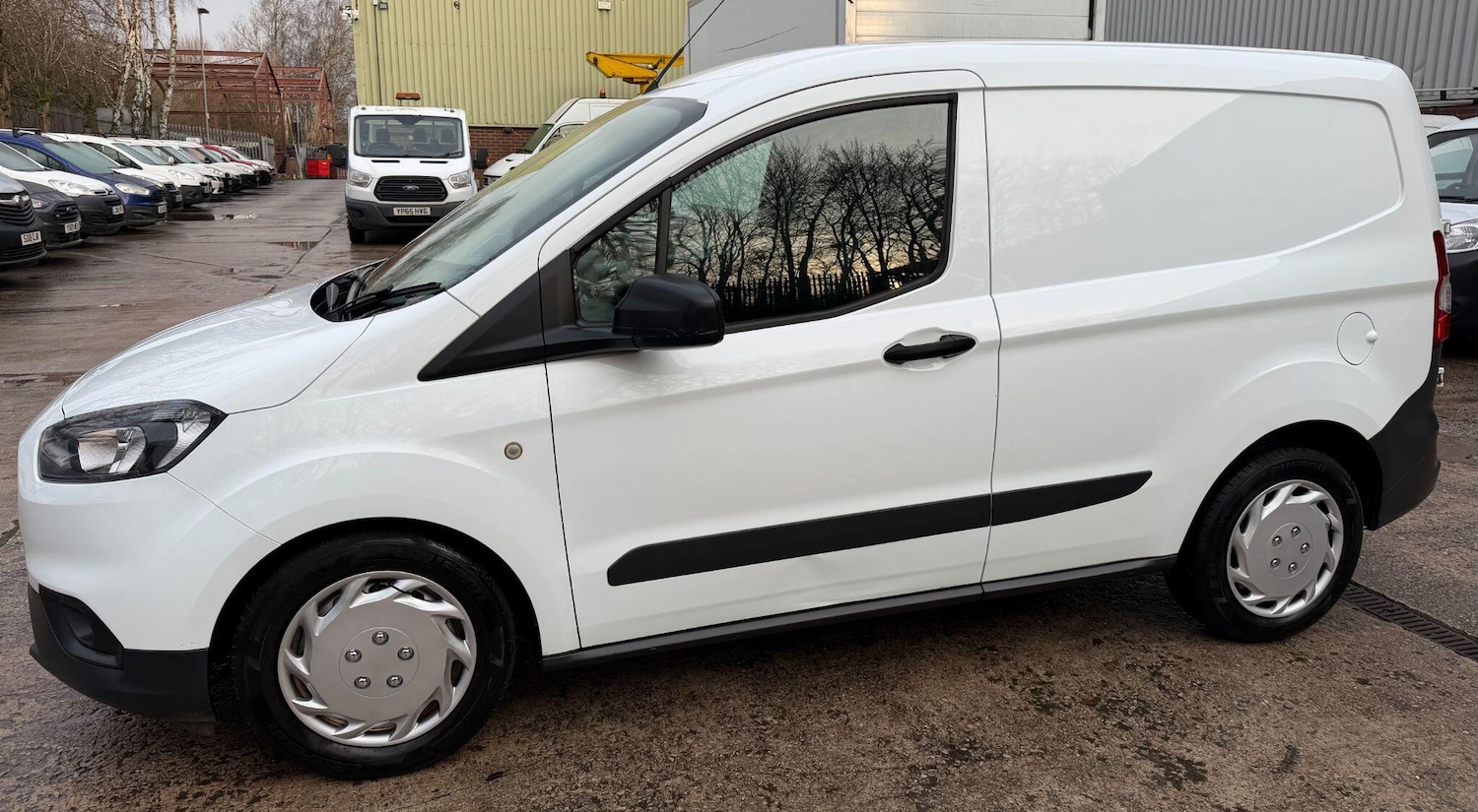 Used Ford Transit Courier 2020 for sale - 77029932: Photo 19