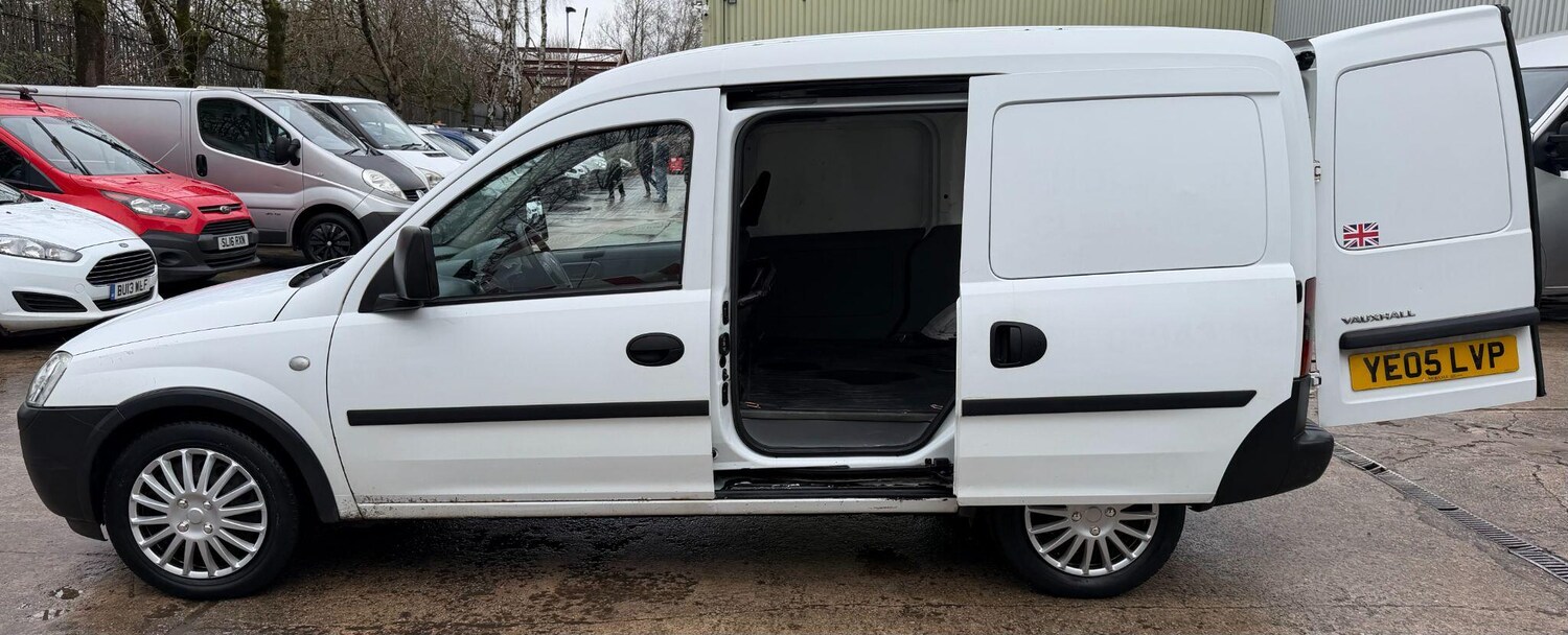 Used Vauxhall Combo 2005 for sale - 77695843: Photo 19
