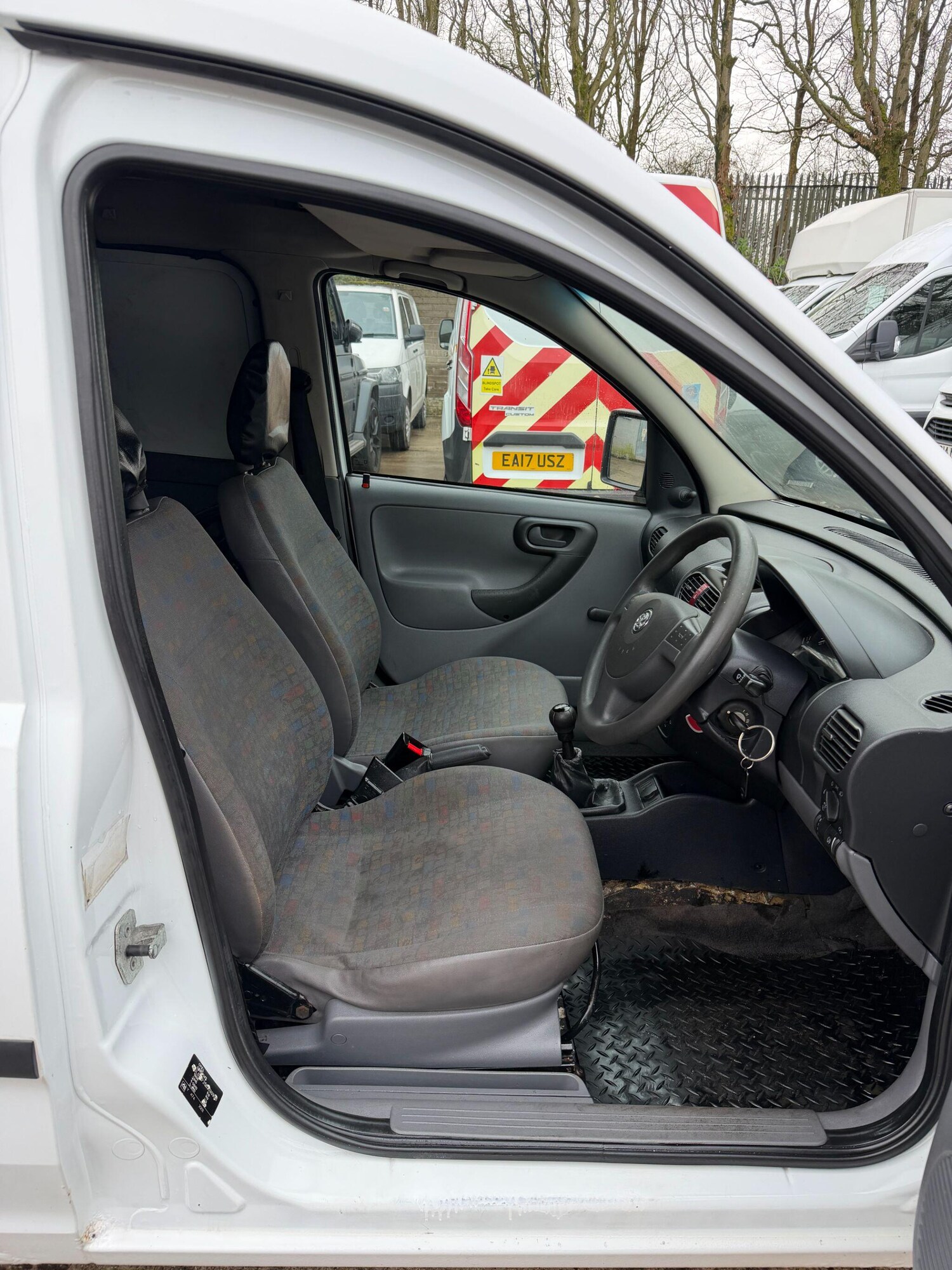 Used Vauxhall Combo 2005 for sale - 77695843: Photo 28