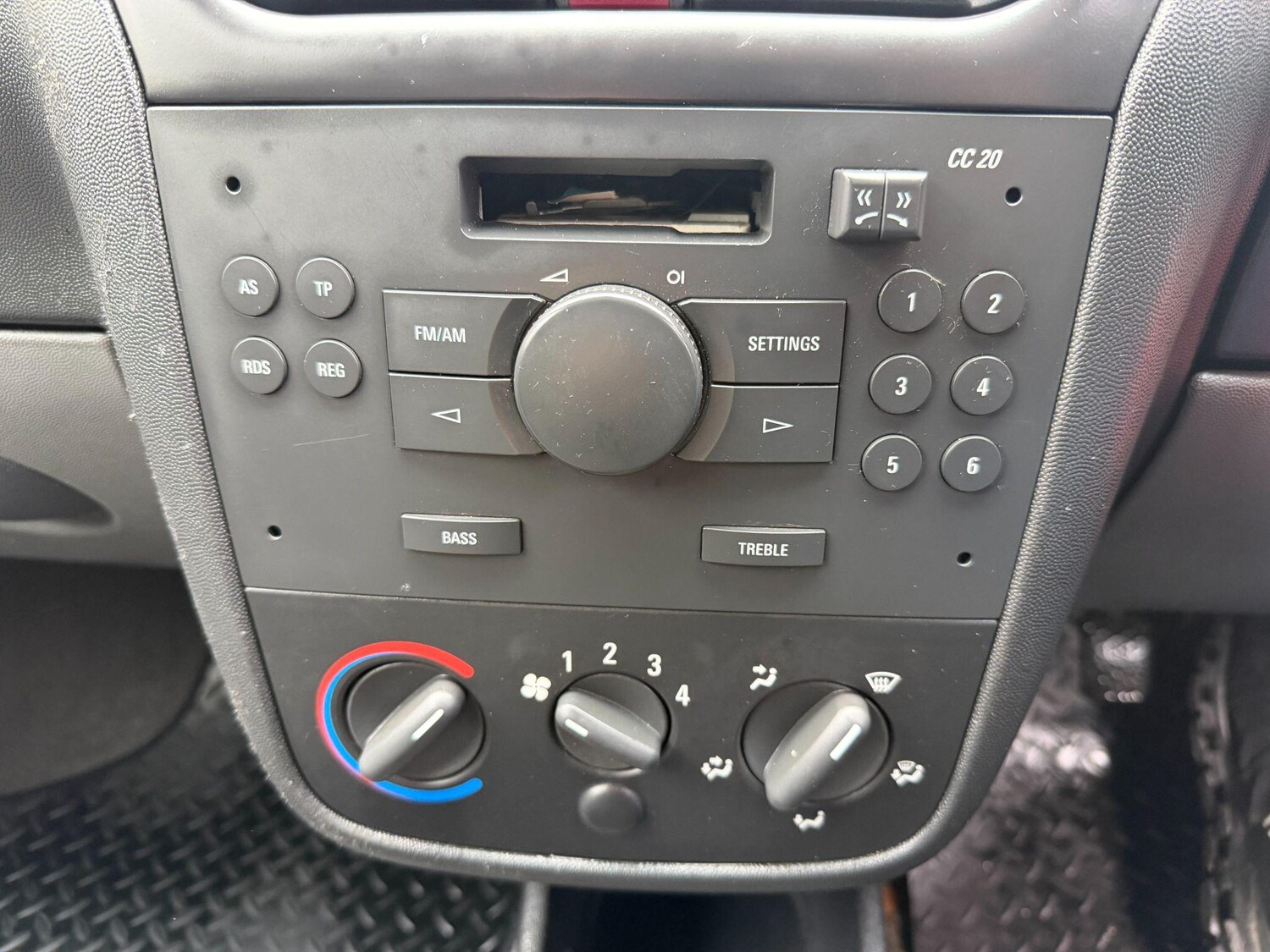 Used Vauxhall Combo 2005 for sale - 77695843: Photo 33