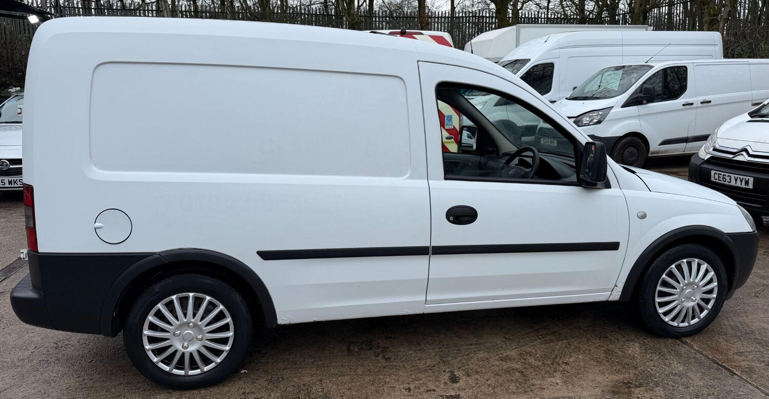 Used Vauxhall Combo 2005 for sale - 77695843: Photo 9