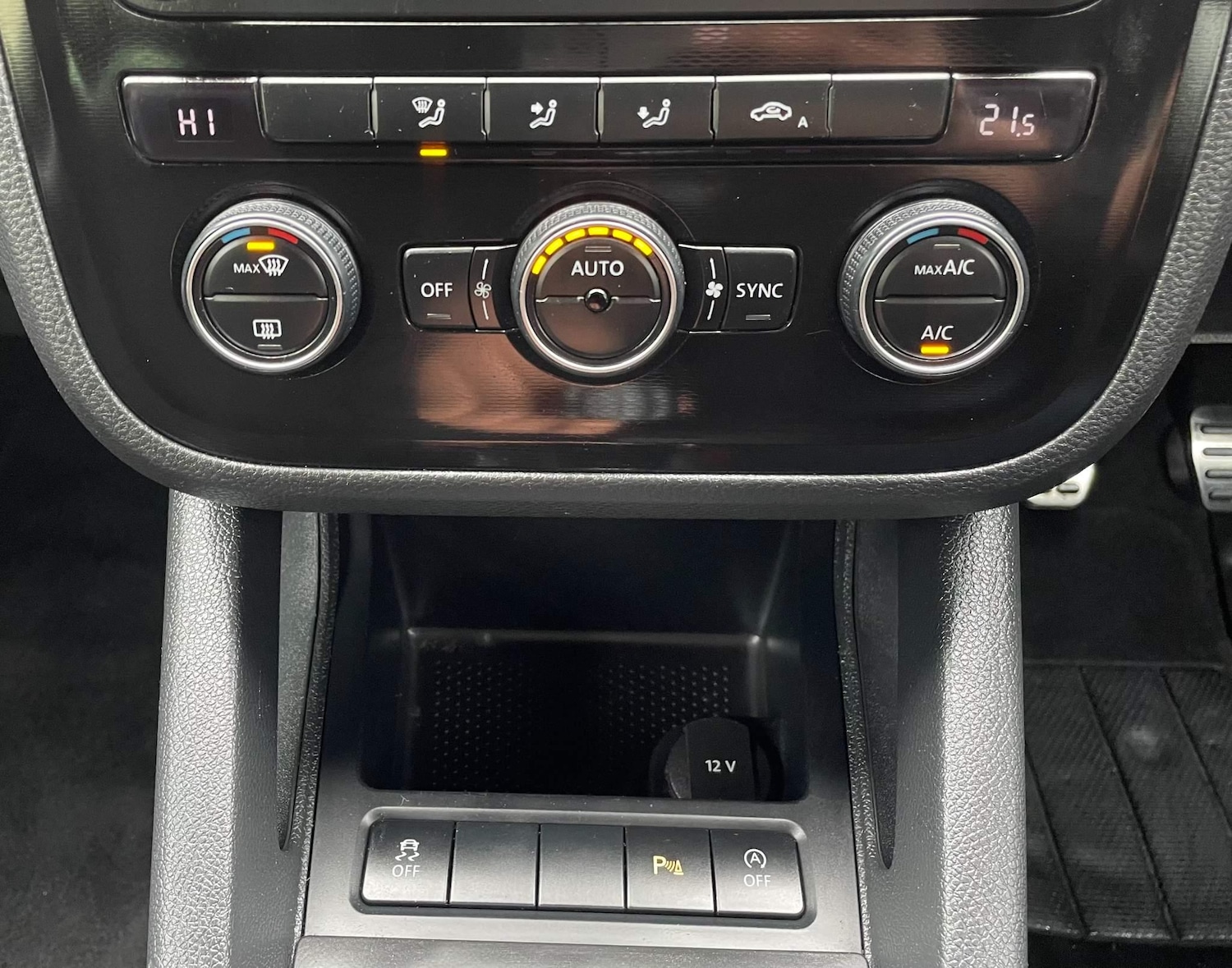 Used Volkswagen Scirocco 2016 for sale - 76549123: Photo 33