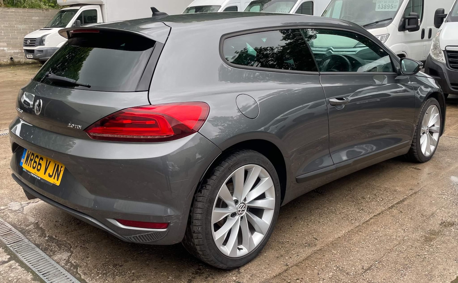 Used Volkswagen Scirocco 2016 for sale - 76549123: Photo 9
