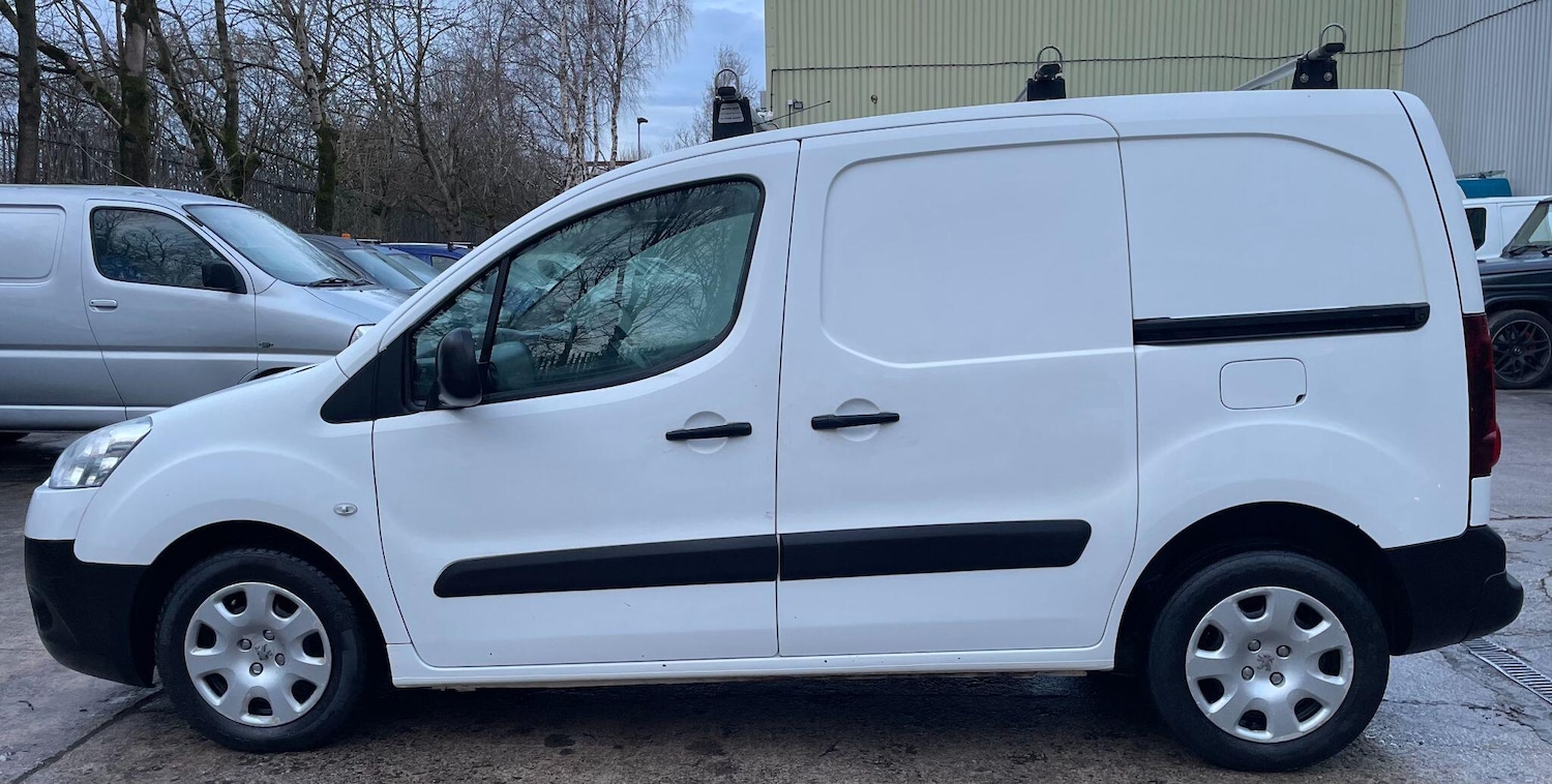 Used Peugeot Partner 2015 for sale - 77203722: Photo 15