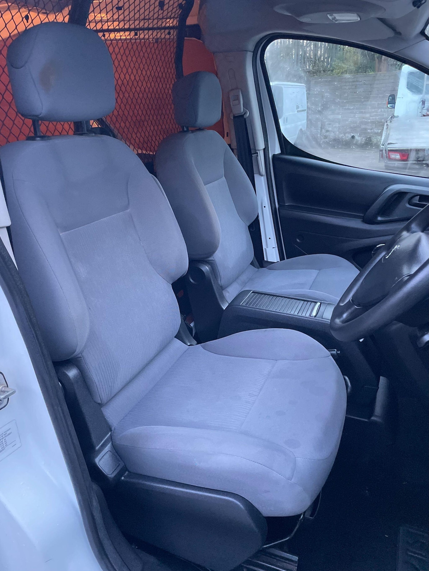 Used Peugeot Partner 2015 for sale - 77203722: Photo 23