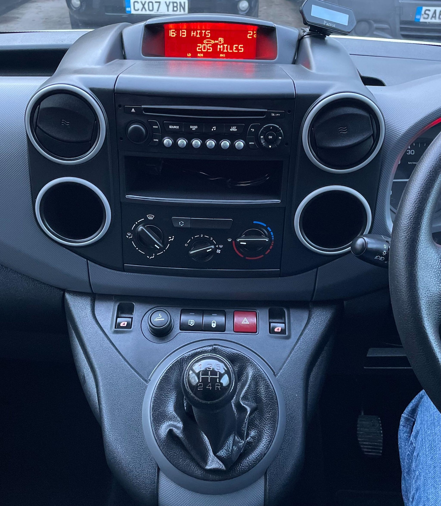 Used Peugeot Partner 2015 for sale - 77203722: Photo 28