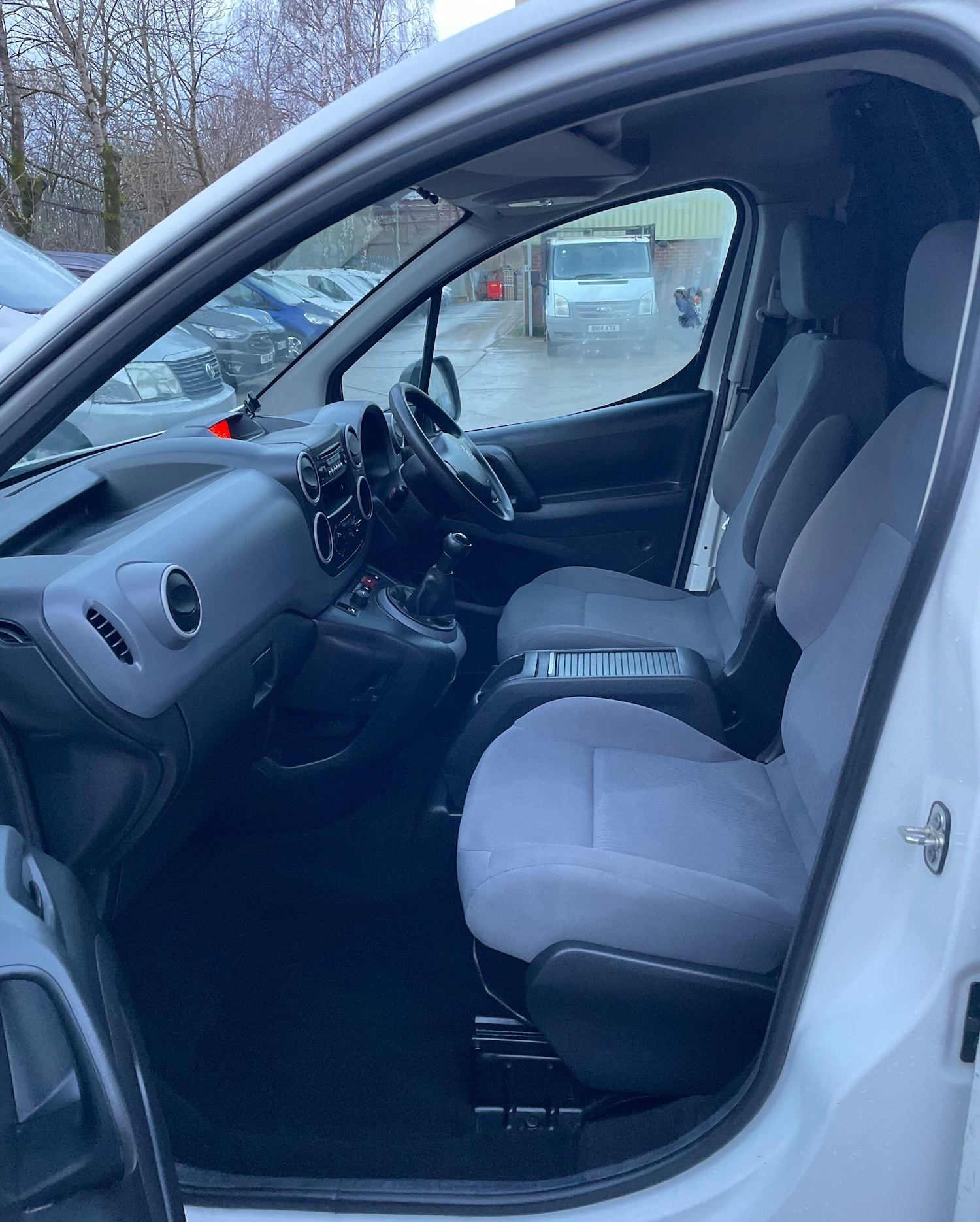 Used Peugeot Partner 2015 for sale - 77203722: Photo 34