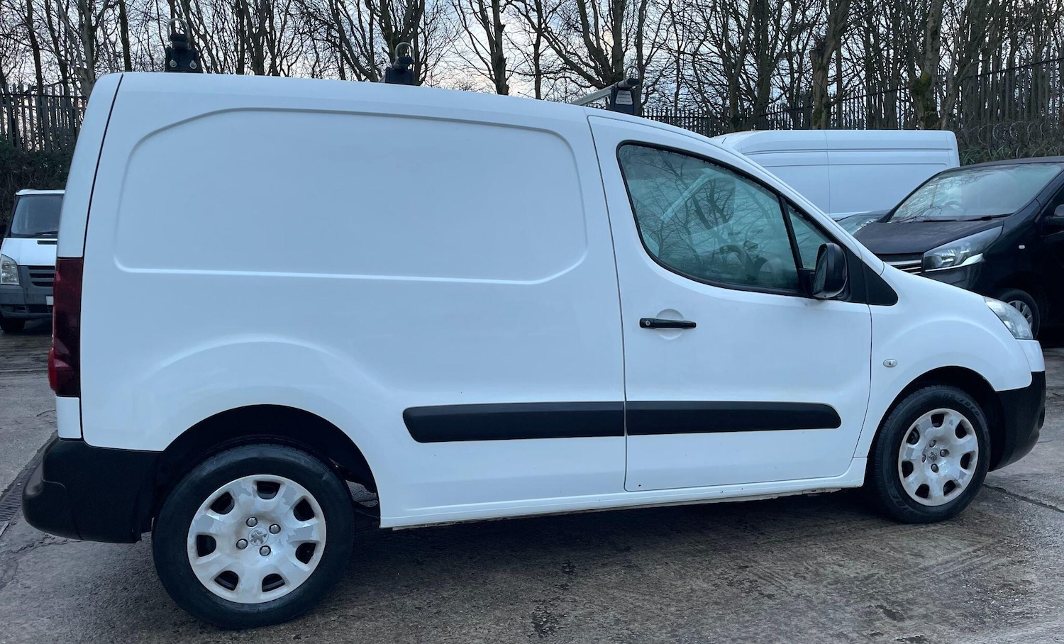 Used Peugeot Partner 2015 for sale - 77203722: Photo 8