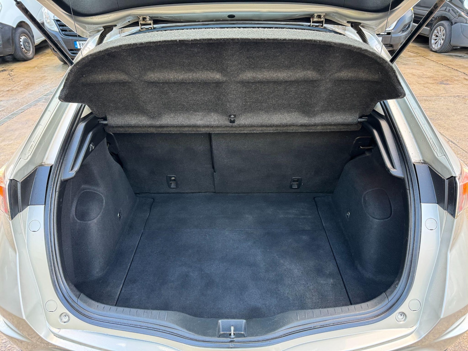 Used Honda Civic 2006 for sale - 77066476: Photo 13