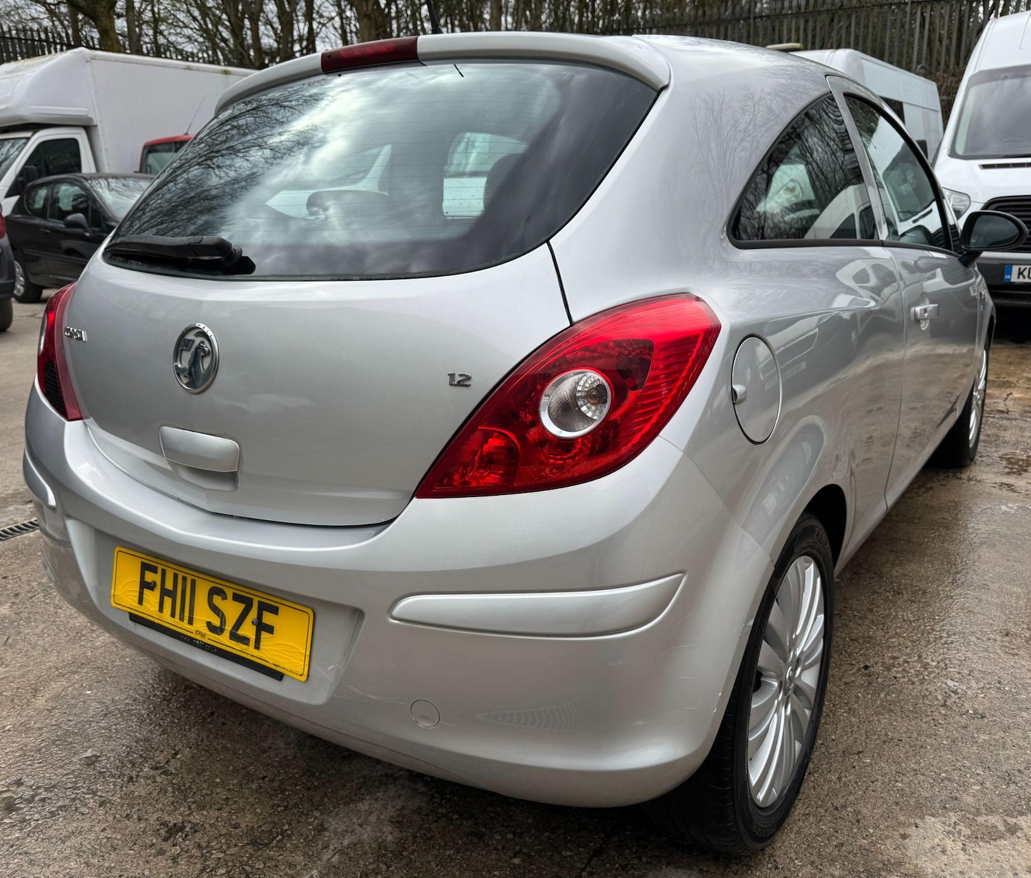 Used Vauxhall Corsa 2011 for sale - 76572114: Photo 11
