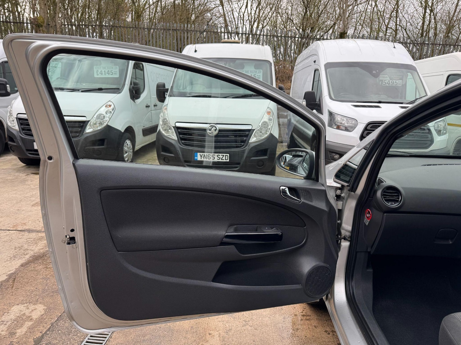 Used Vauxhall Corsa 2011 for sale - 76572114: Photo 32