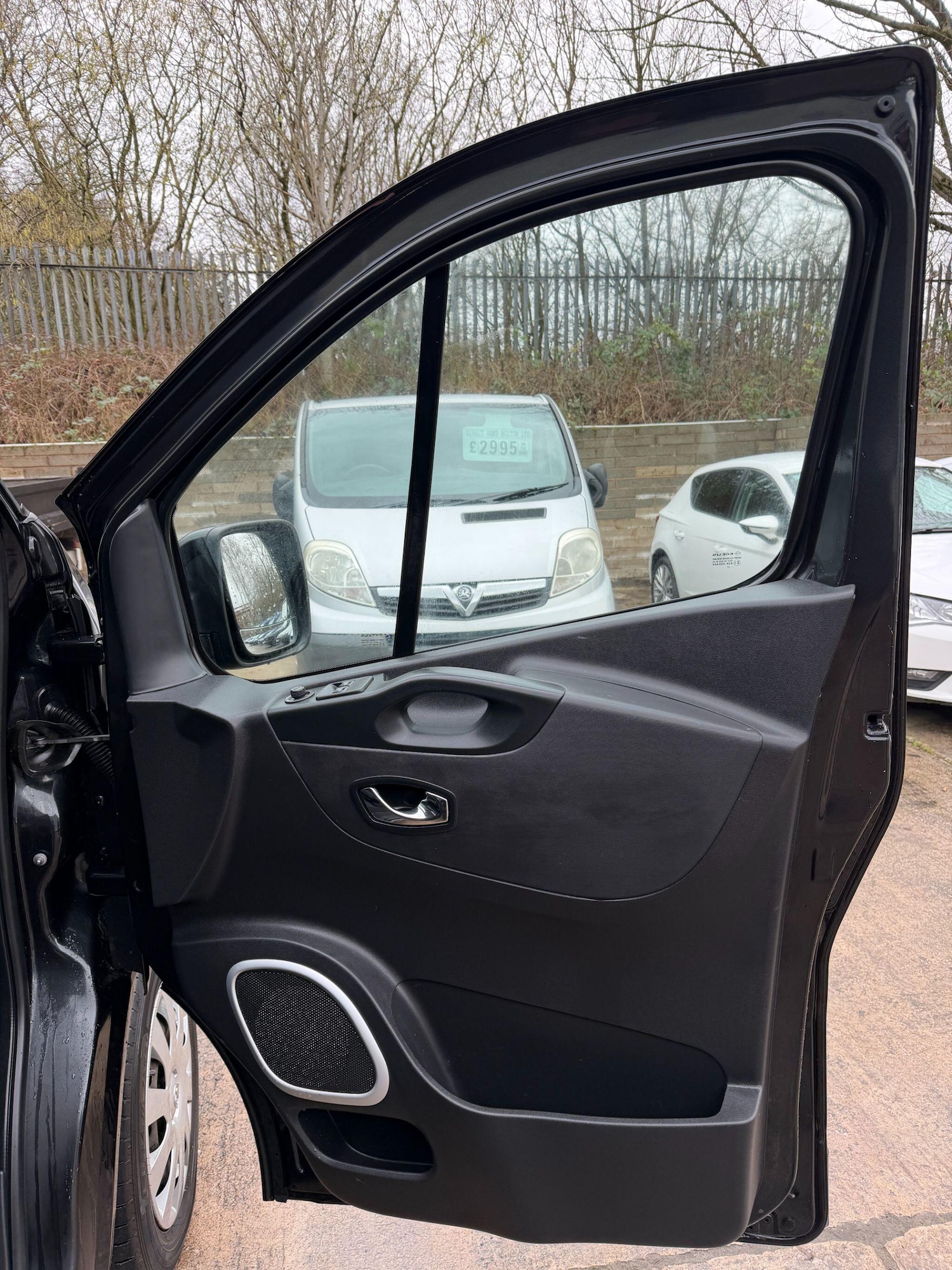 Used Vauxhall Vivaro 2017 for sale - 77305348: Photo 24