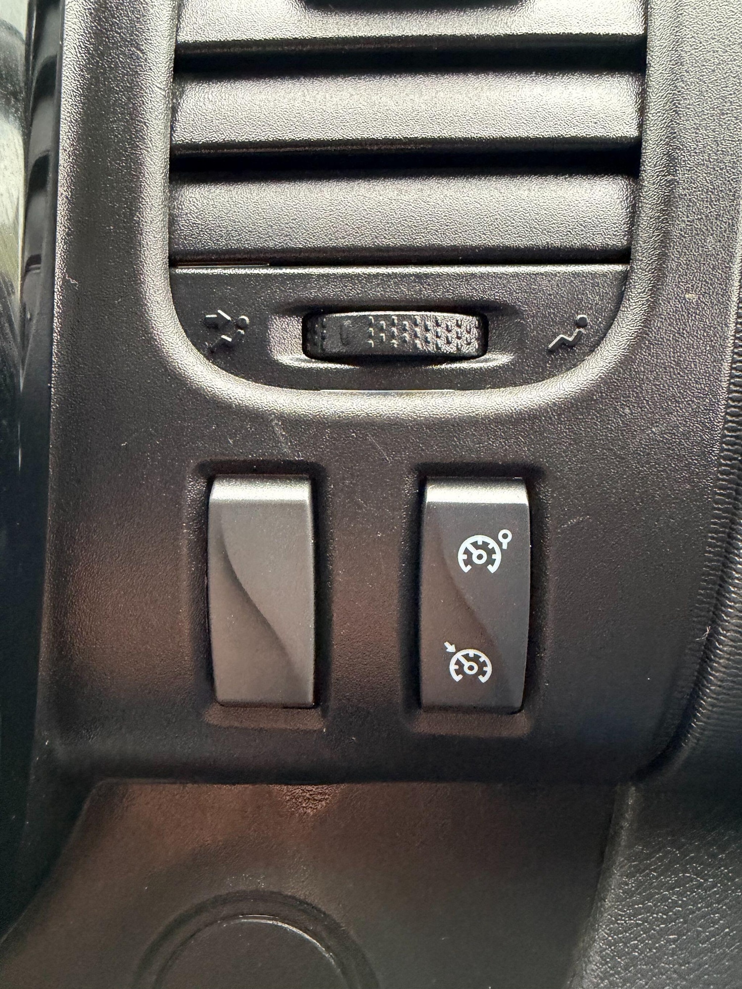 Used Vauxhall Vivaro 2017 for sale - 77305348: Photo 32