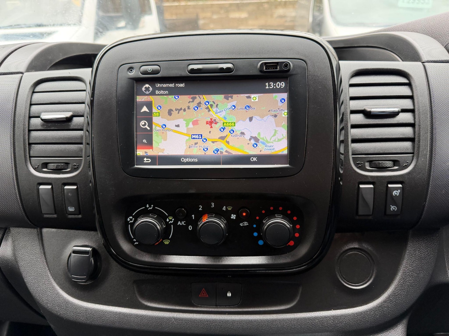 Used Vauxhall Vivaro 2017 for sale - 77305348: Photo 35