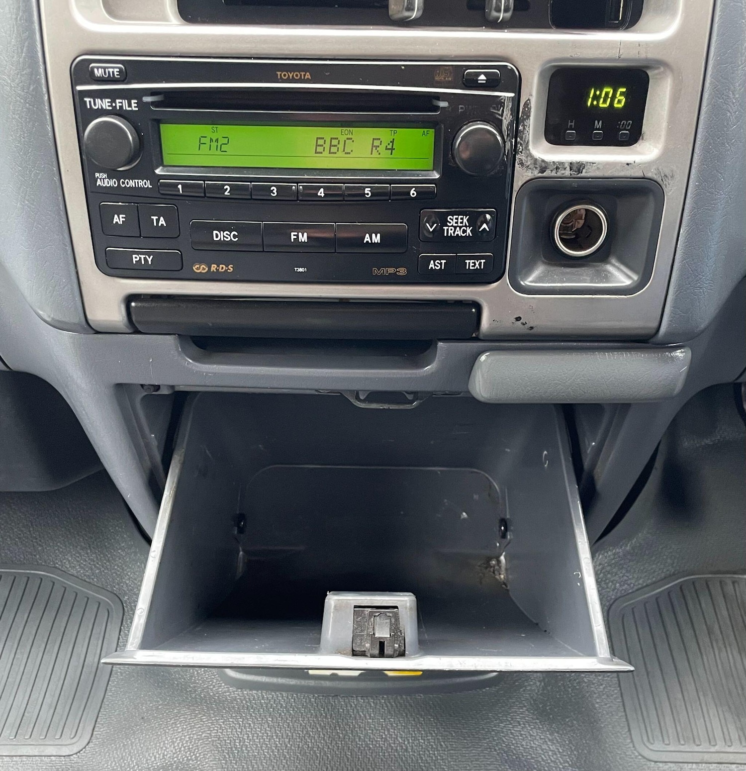 Used Toyota HiAce 2008 for sale - 77267141: Photo 31