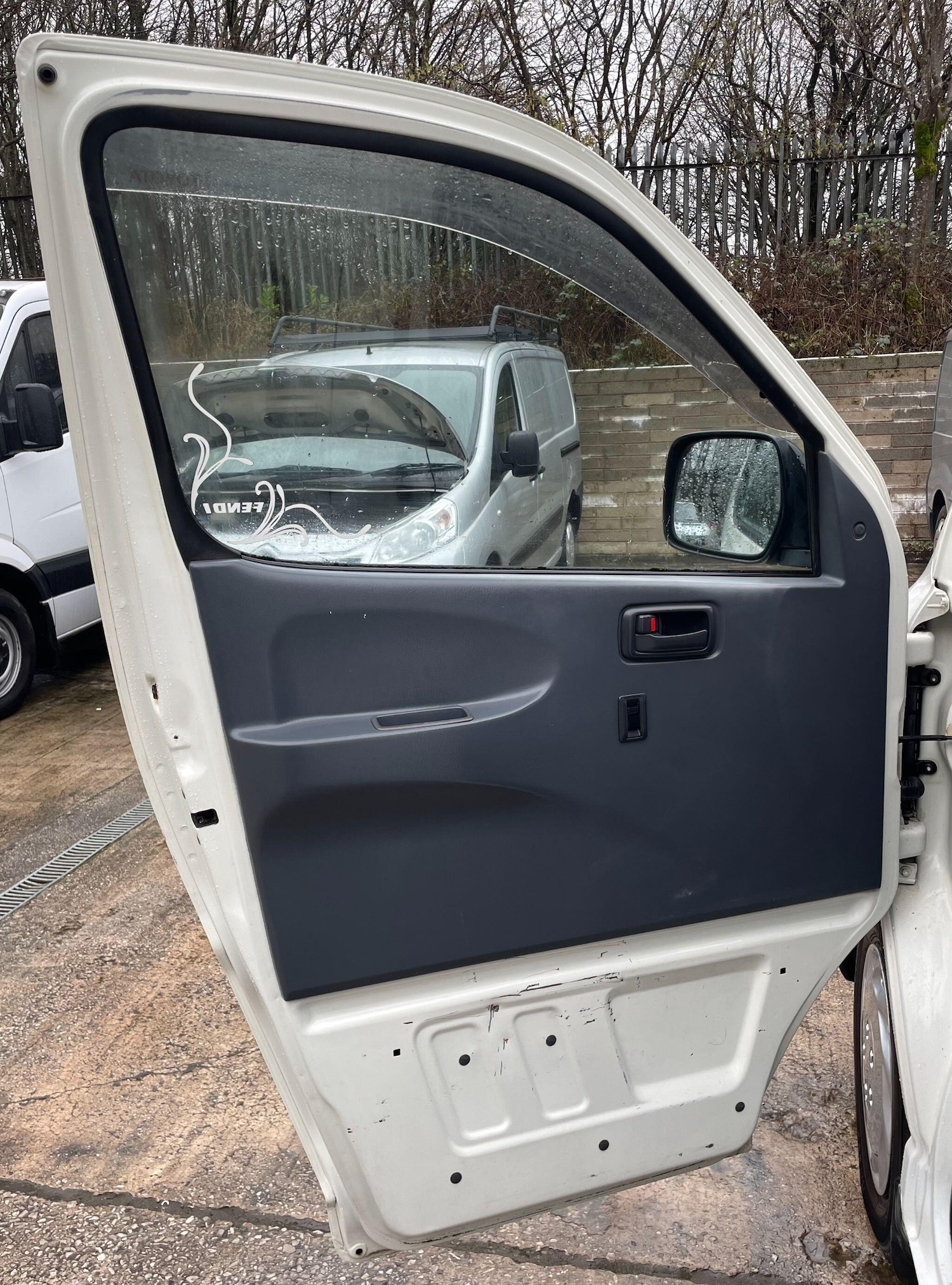 Used Toyota HiAce 2008 for sale - 77267141: Photo 32